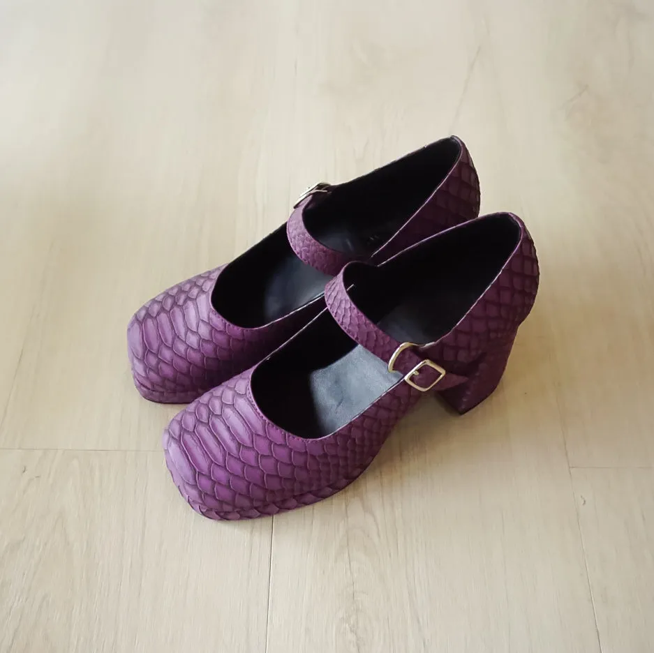 Amy Heels