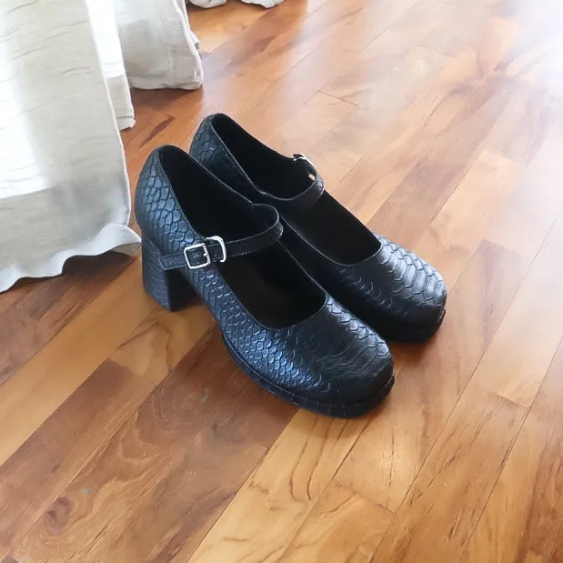 Amy Heels