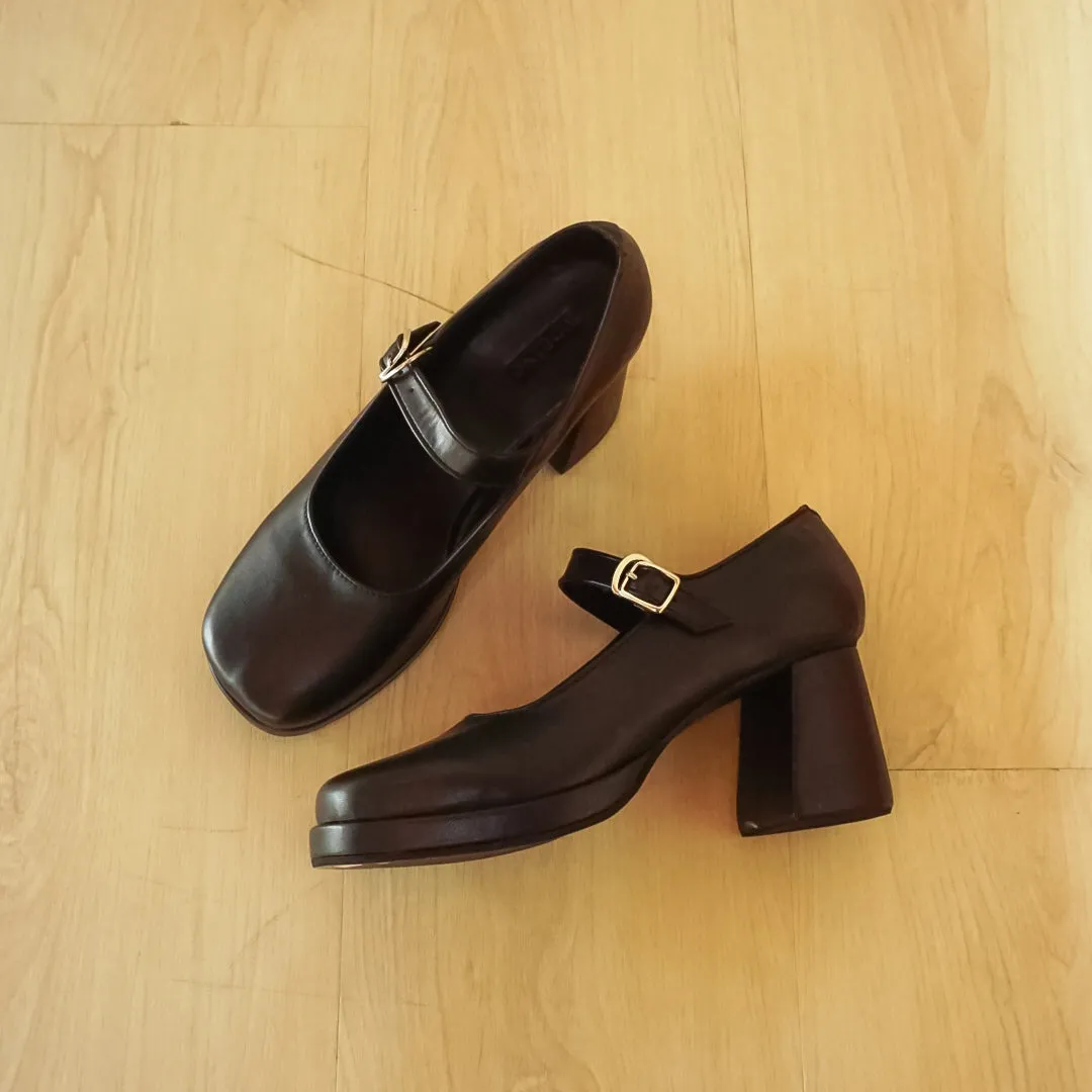 Amy Heels