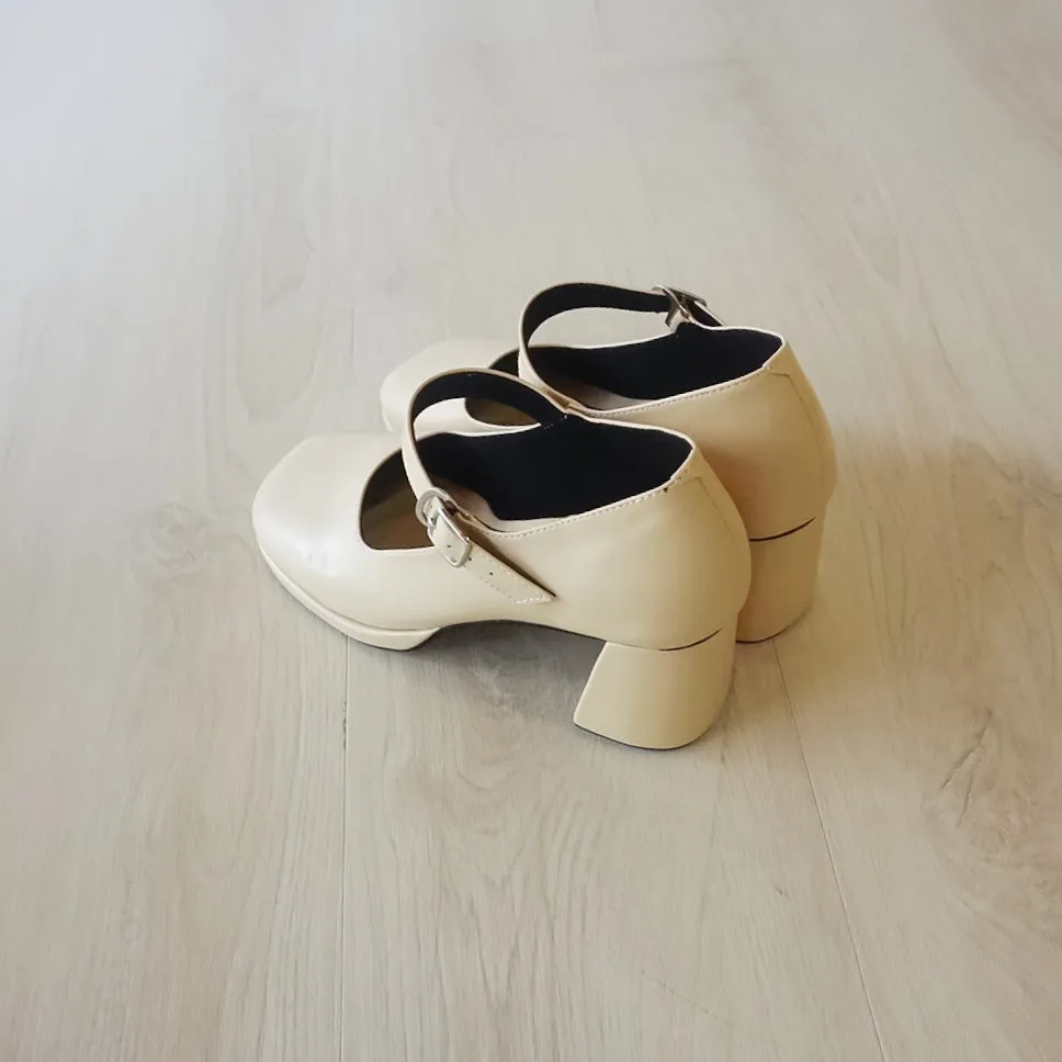 Amy Heels