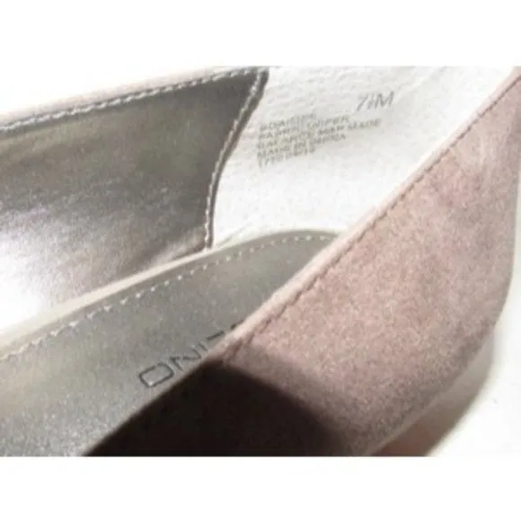 Bandolino DAIMEE Taupe Suede Studded Flats