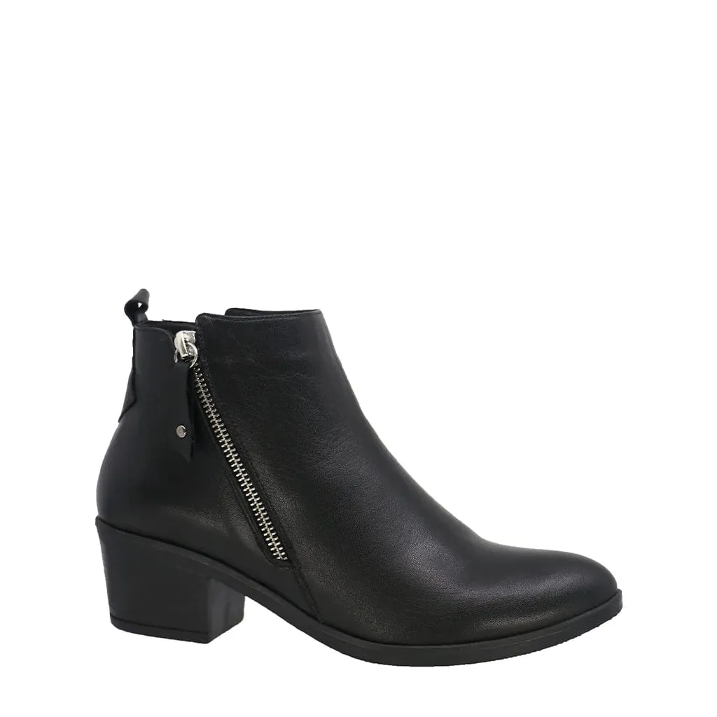 Everly Women's Carmen Boots- Black