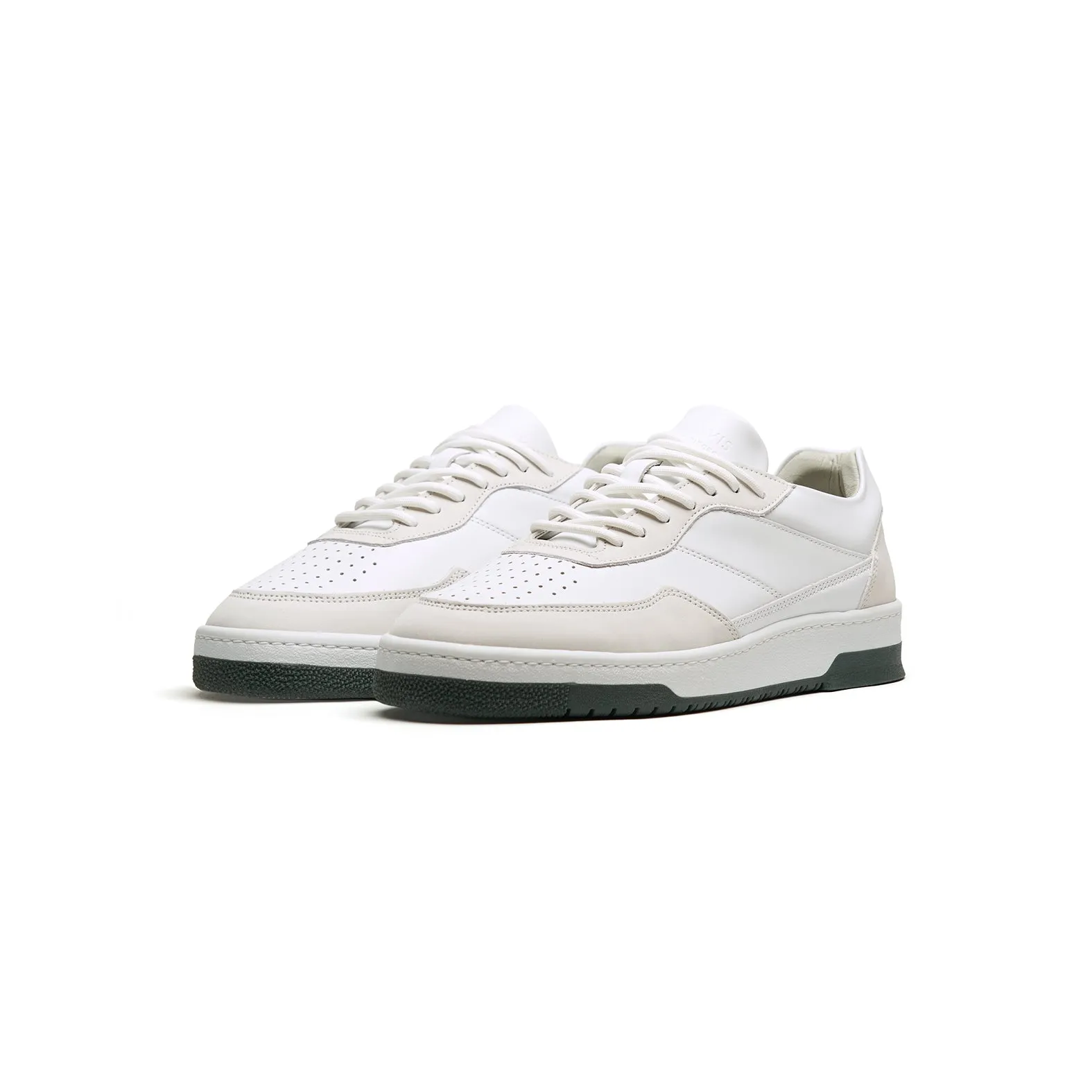 Lakes * The Classic Sneakers