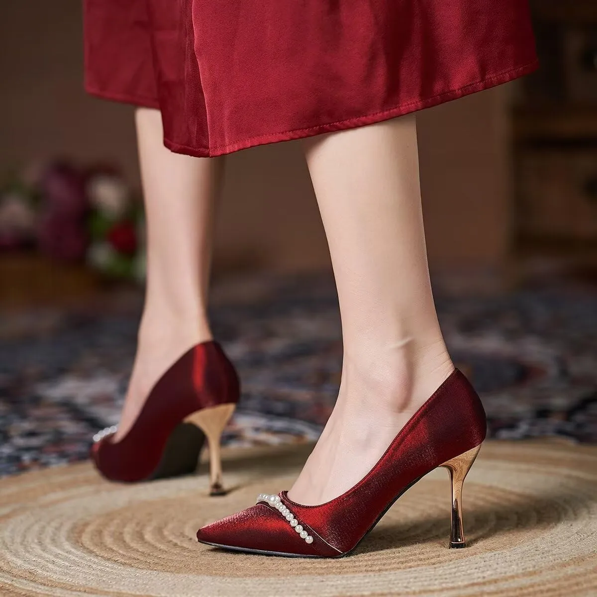 LUXINYU Women Pointed Toe Heels Elegant Stiletto Fashion Pearl Rhinestone Ladies Pumps Wedding Dress Shoes Comfortable Kitten Heels Work Shoes