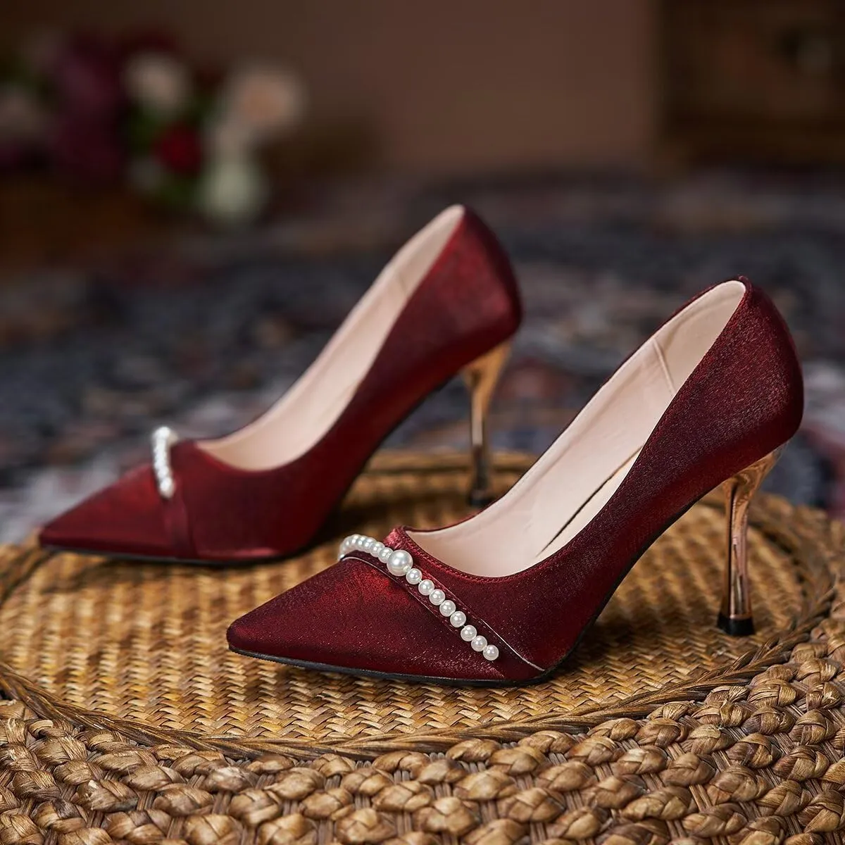 LUXINYU Women Pointed Toe Heels Elegant Stiletto Fashion Pearl Rhinestone Ladies Pumps Wedding Dress Shoes Comfortable Kitten Heels Work Shoes