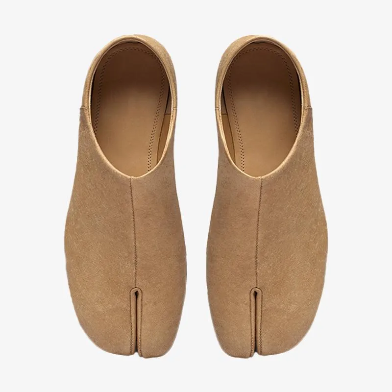 Soft Leather Split-Toe Shoes