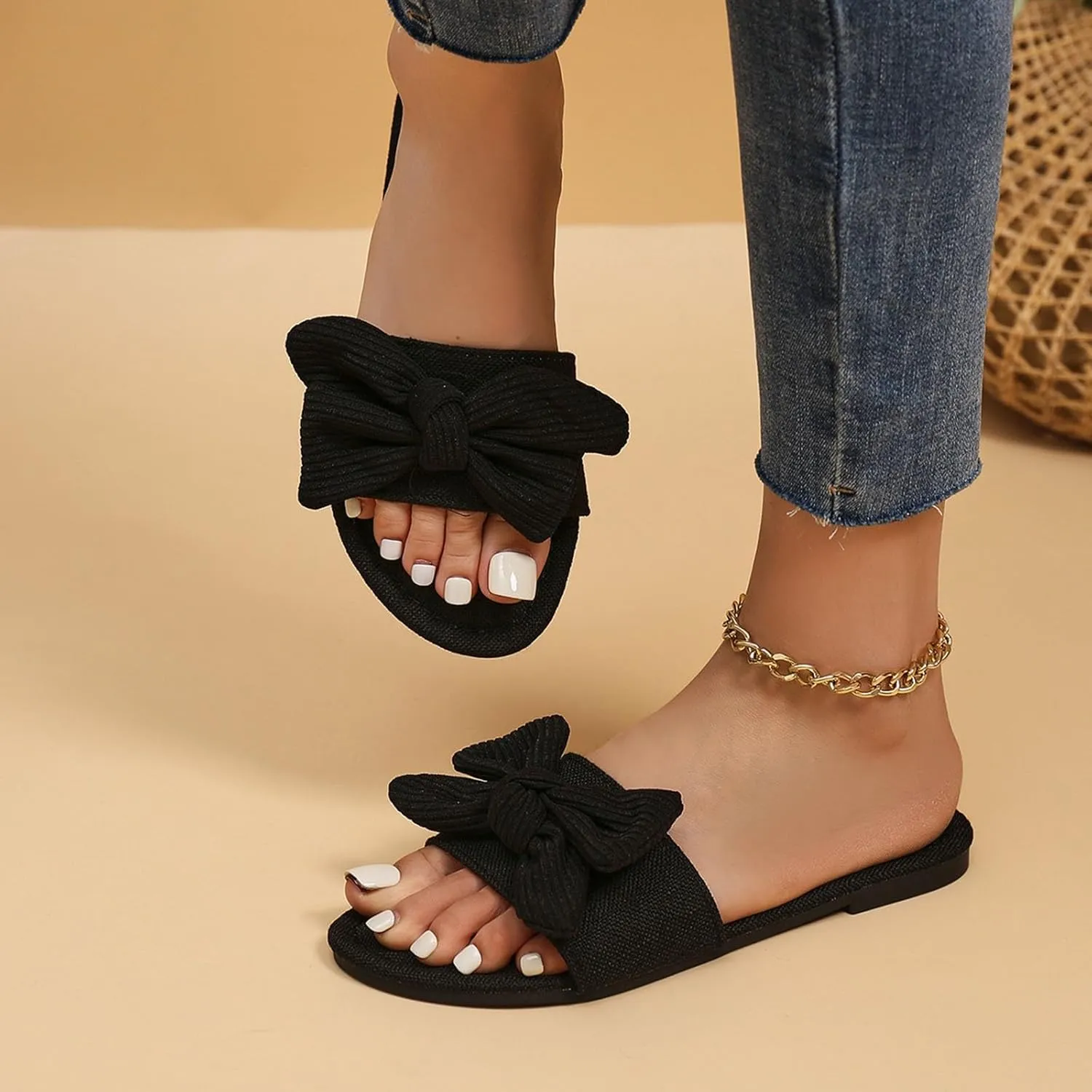 Women's Flat Slippers Summer Comfortable Soft Indoor Slide Slippers With Bow 2025 Trendy Cute Solid Open Toe Sandals