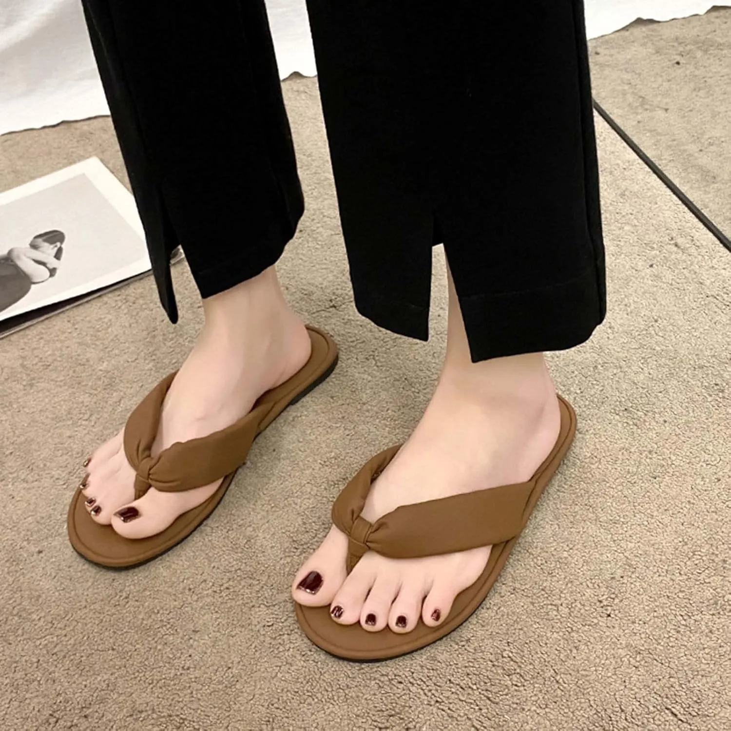 Women's Trendy Beach Flat Flip Flops Bohemian Outdoor Walking Thong Sandals Comfort Clip Toe Slippers Summer Flip-Flops